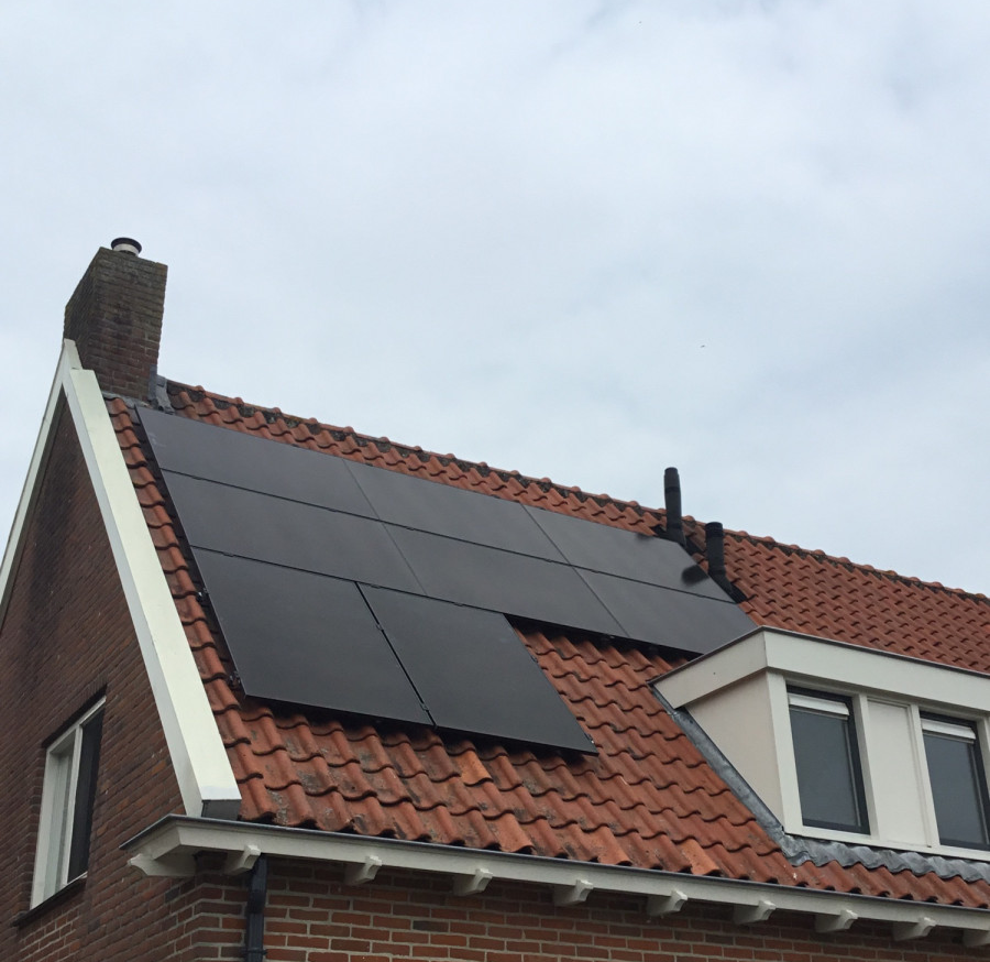 zonnepanelen Sint Jansklooster 8 panelen