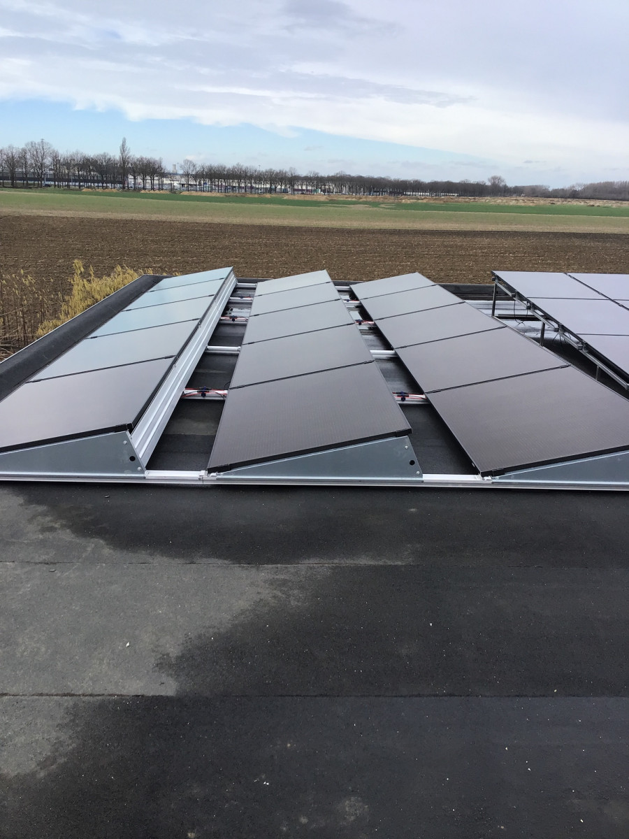 zonnepanelen Nieuwstadt 15 panelen